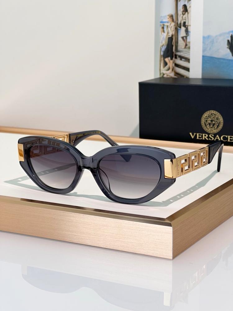 نظارات شمسية من فيرساتشي (Versace)