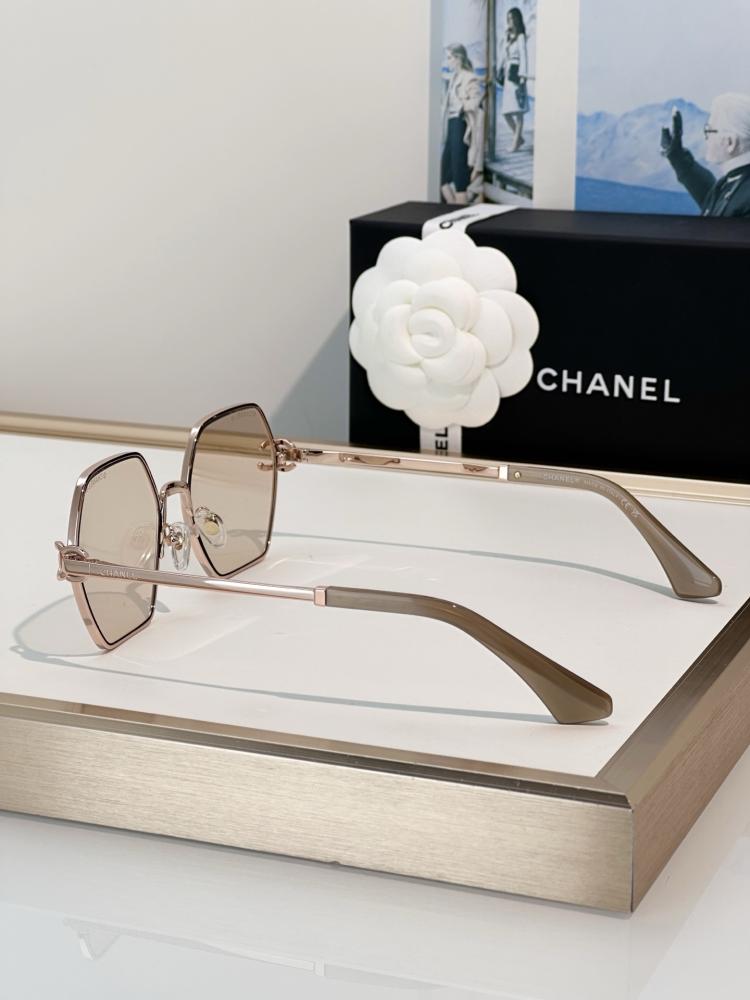 نظارات شانيل (CHANEL)