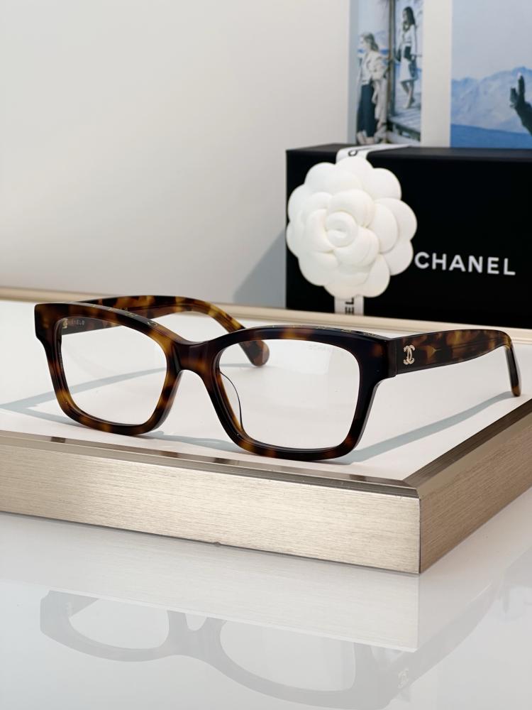 نظارات شانيل (CHANEL) الطبية