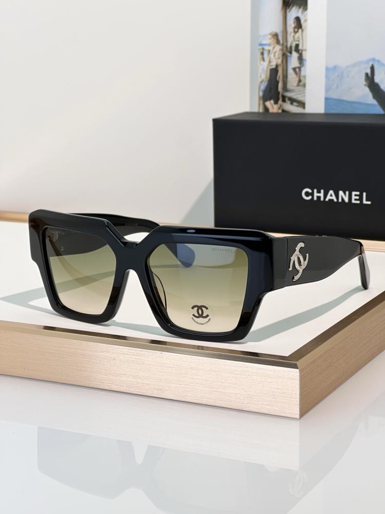 نظارات شانيل (CHANEL)