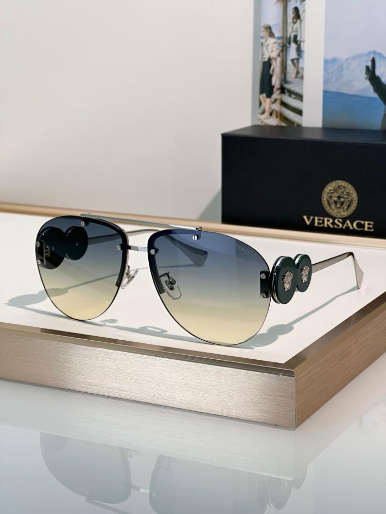 نظارات شمسية من فيرساتشي (Versace)