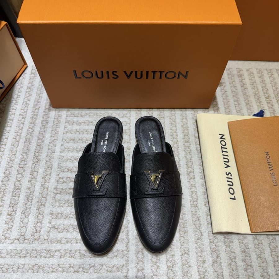 حذاء لوفر نسائي Louis Vuitton