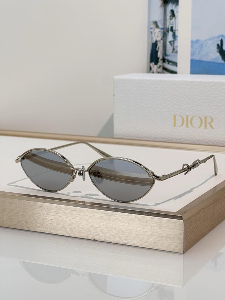 نظارات ديور (DIOR) الشمسية
