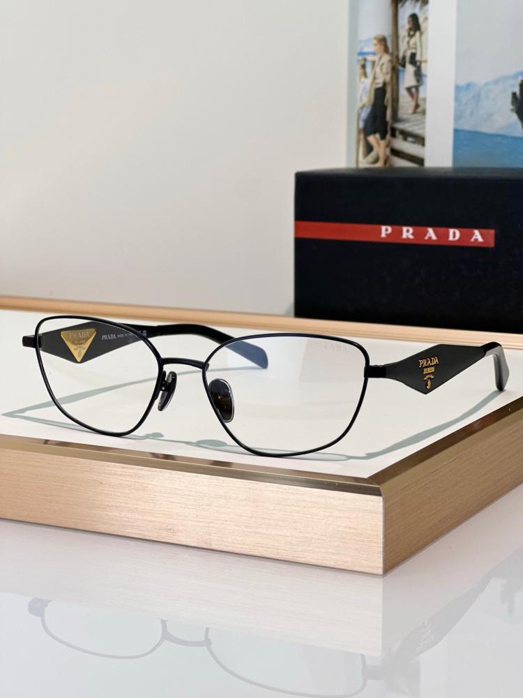 نظارات برادا (PRADA) الطبية
