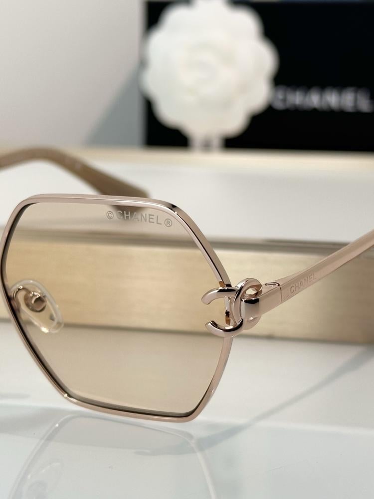 نظارات شانيل (CHANEL)