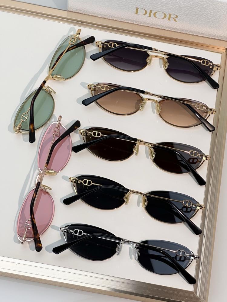نظارات ديور (DIOR) الطبية