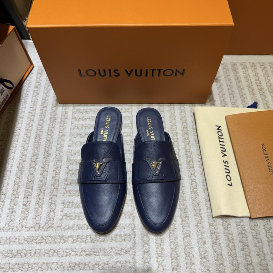 حذاء لوفر نسائي Louis Vuitton