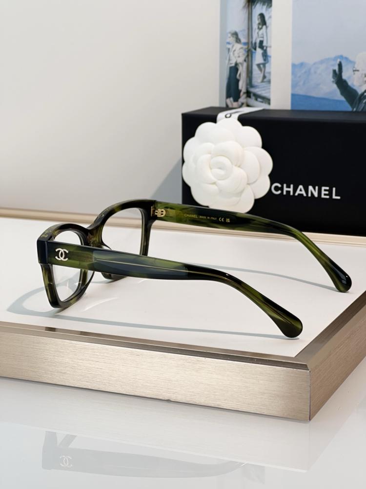 نظارات شانيل (CHANEL) الطبية
