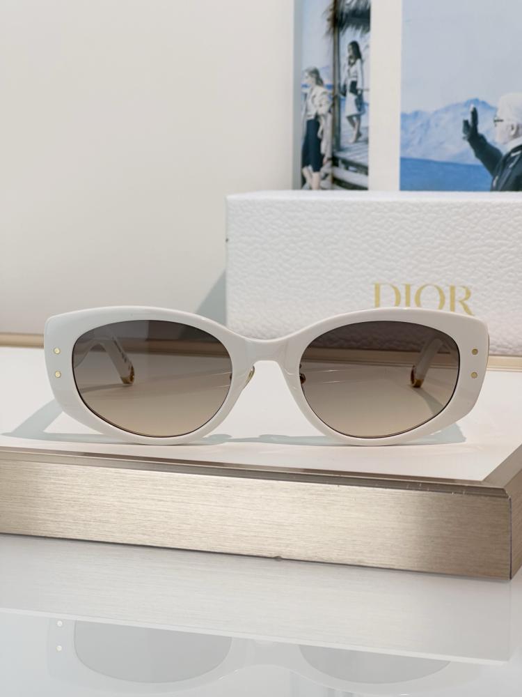 نظارات ديور (DIOR) الشمسية