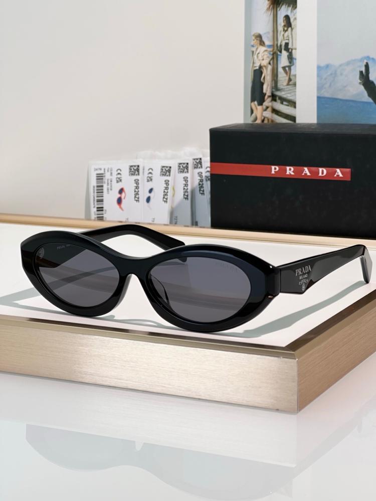 نظارات برادا (PRADA) الشمسية