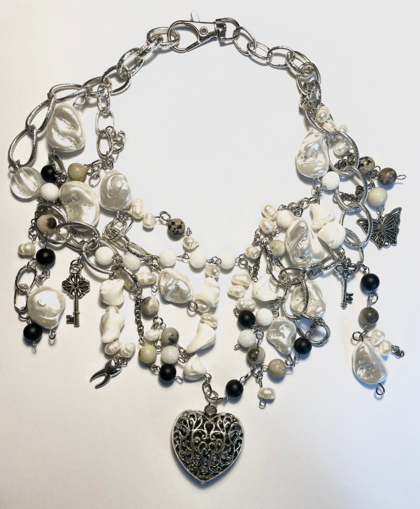 “runway” necklace