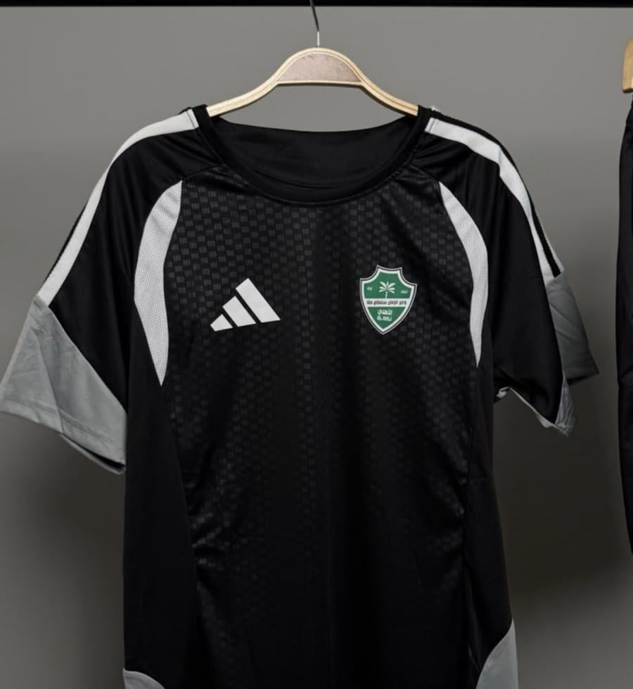 طقم الاهلي الأسود تدريبات نص كم