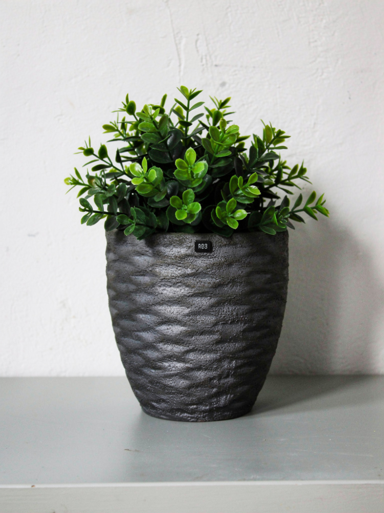 P30 planting basin (Color: Black)