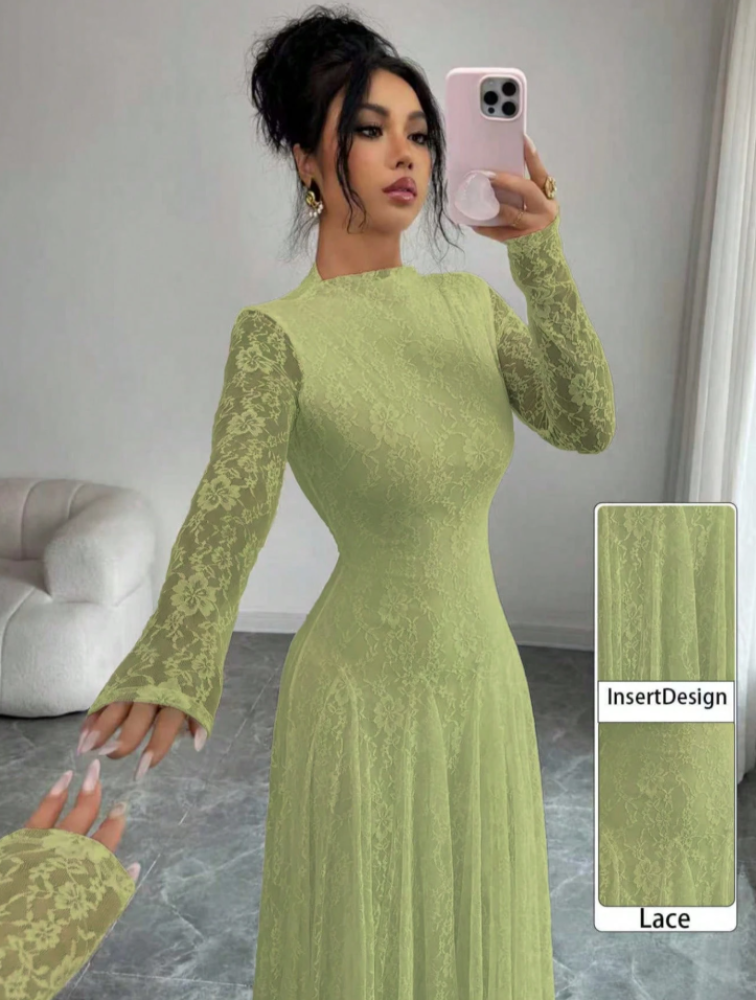 Modelyn رمضان فستان أحمر مع تصميم ياقة عالية وخصر ضيق، مخنق