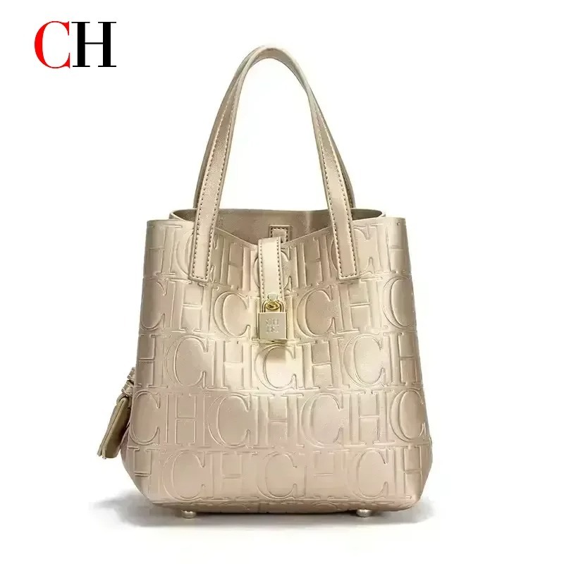 شنطة  يد نسائية ماركة  CH
