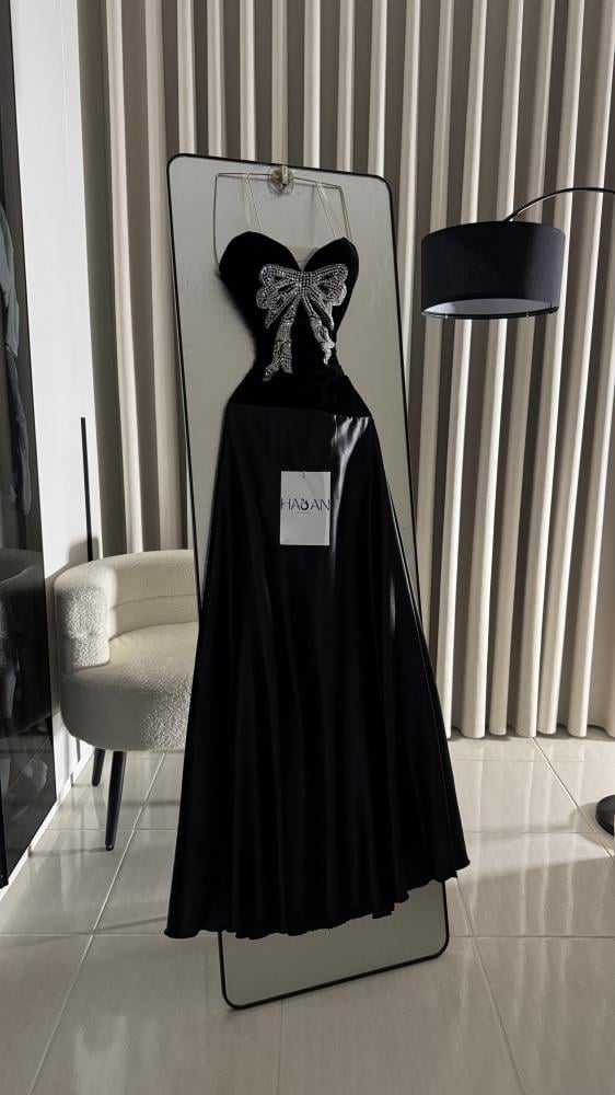 فستان في