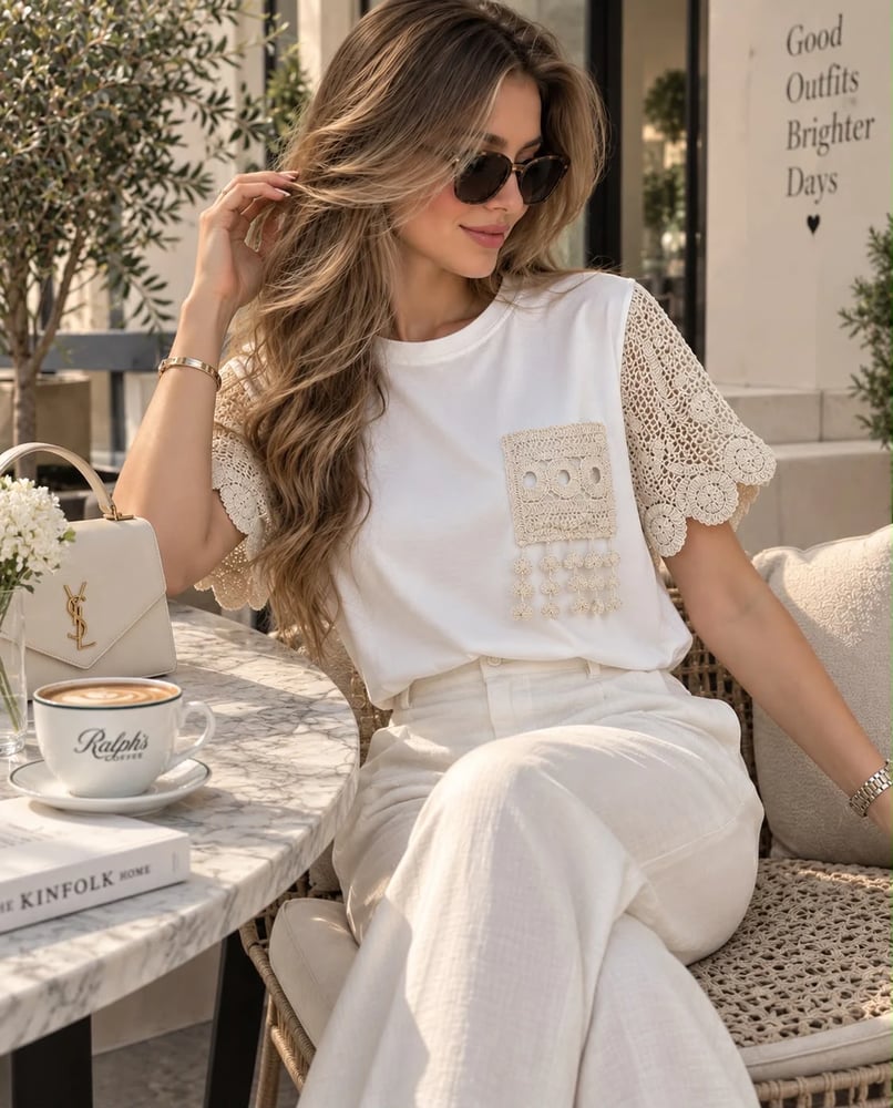 تيشرت أوف وايت