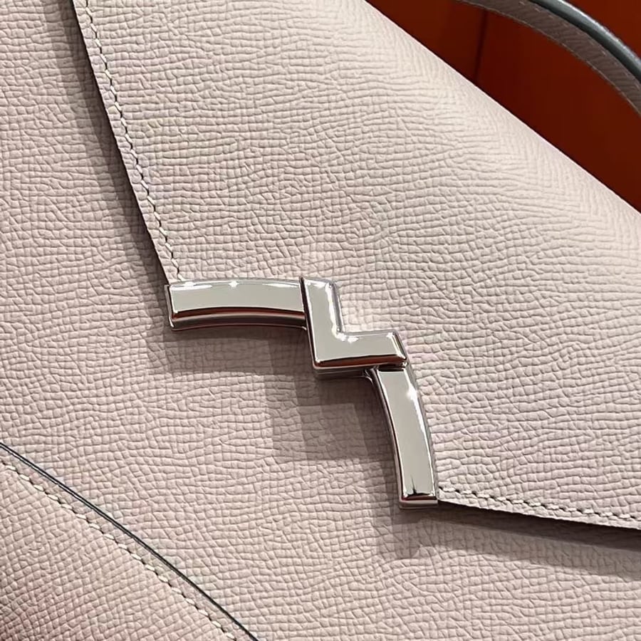 شنطه moynat