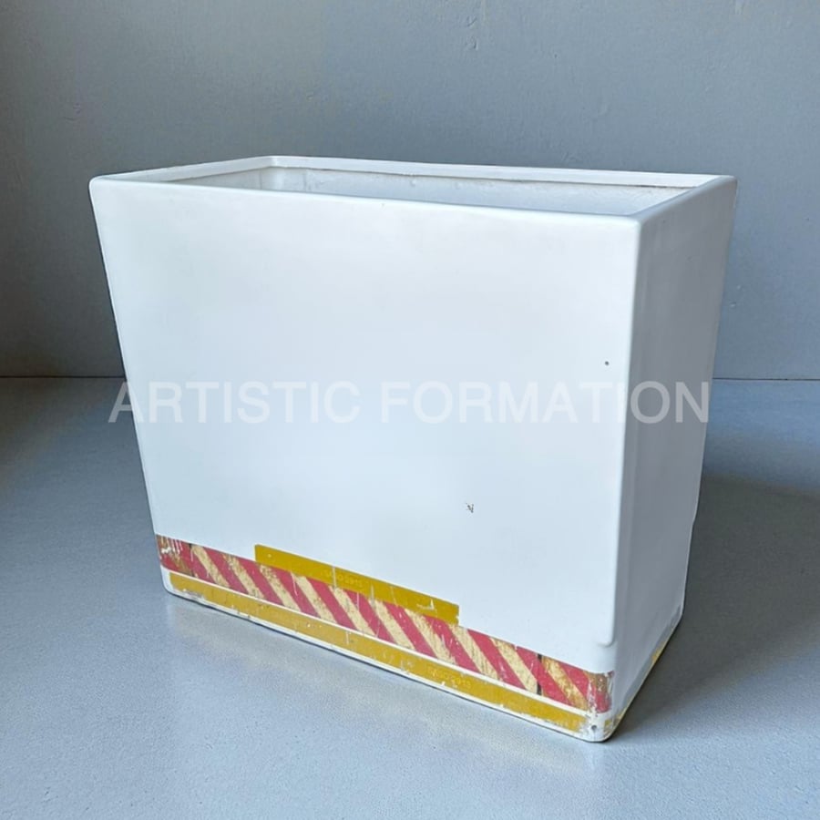 Fiberglass maintenance basket