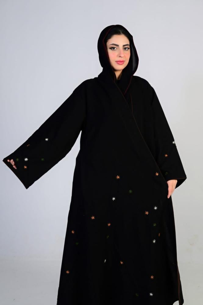 عباية تطريز منثور  قصه كلوش
