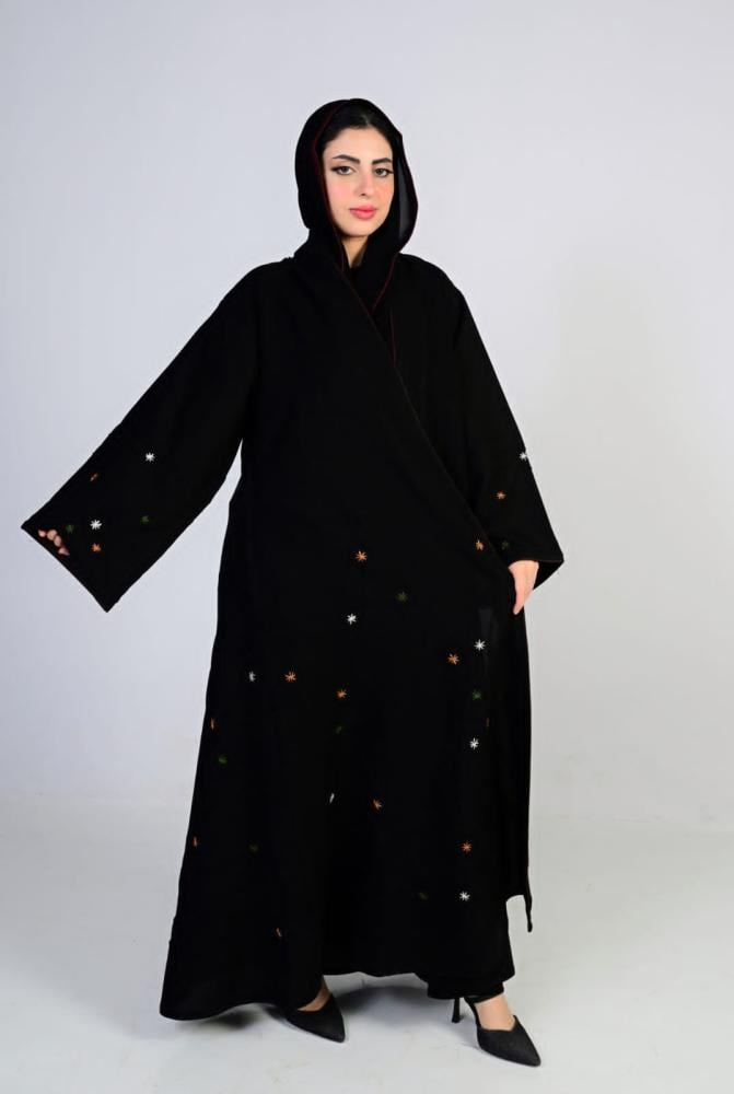 عباية تطريز منثور  قصه كلوش