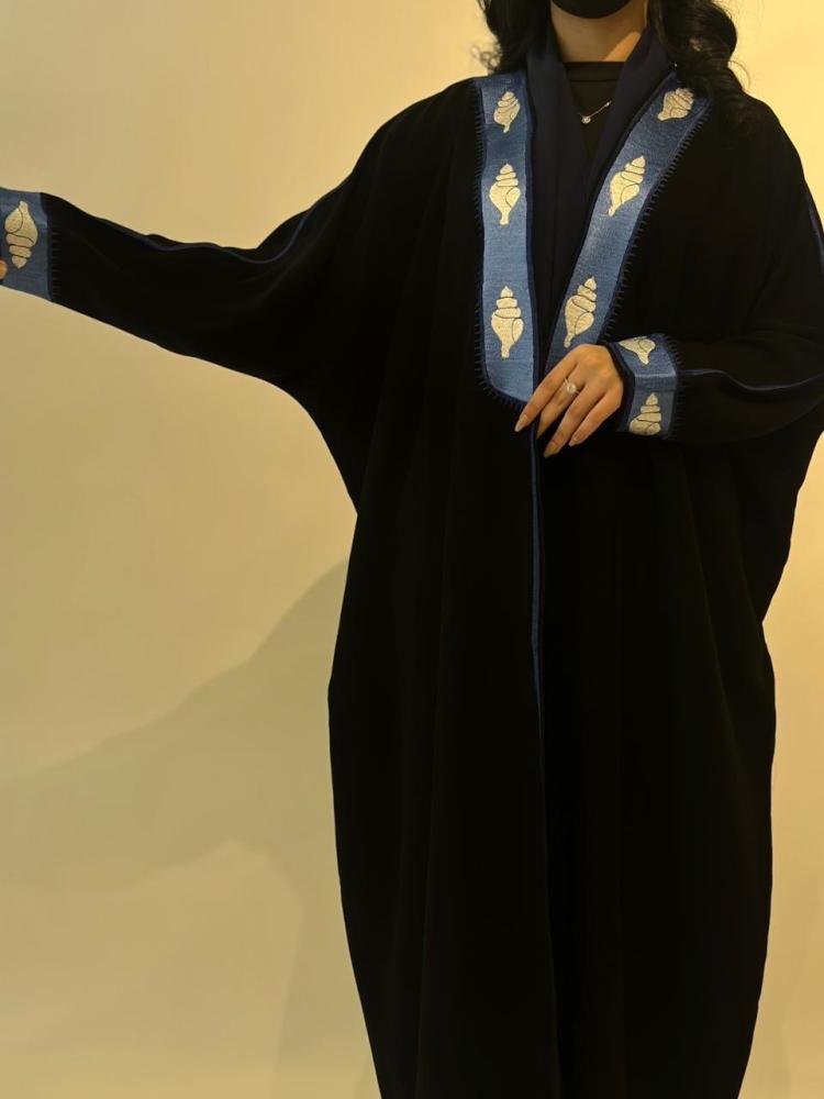 عبايه سدل بقماش كريب الرياض وتطريز