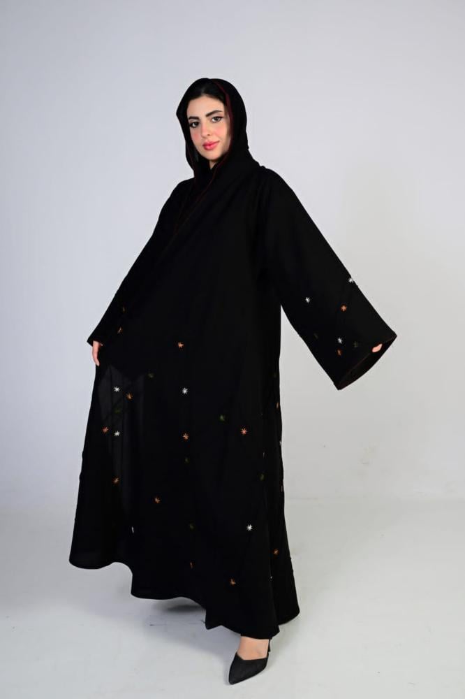 عباية تطريز منثور  قصه كلوش