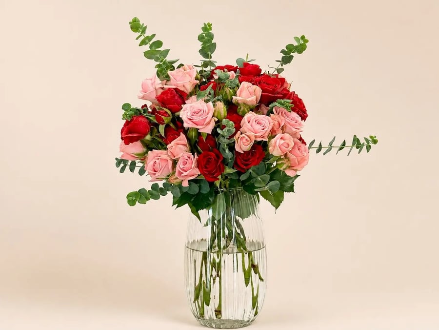 فازة روميا من AWE FLORAL