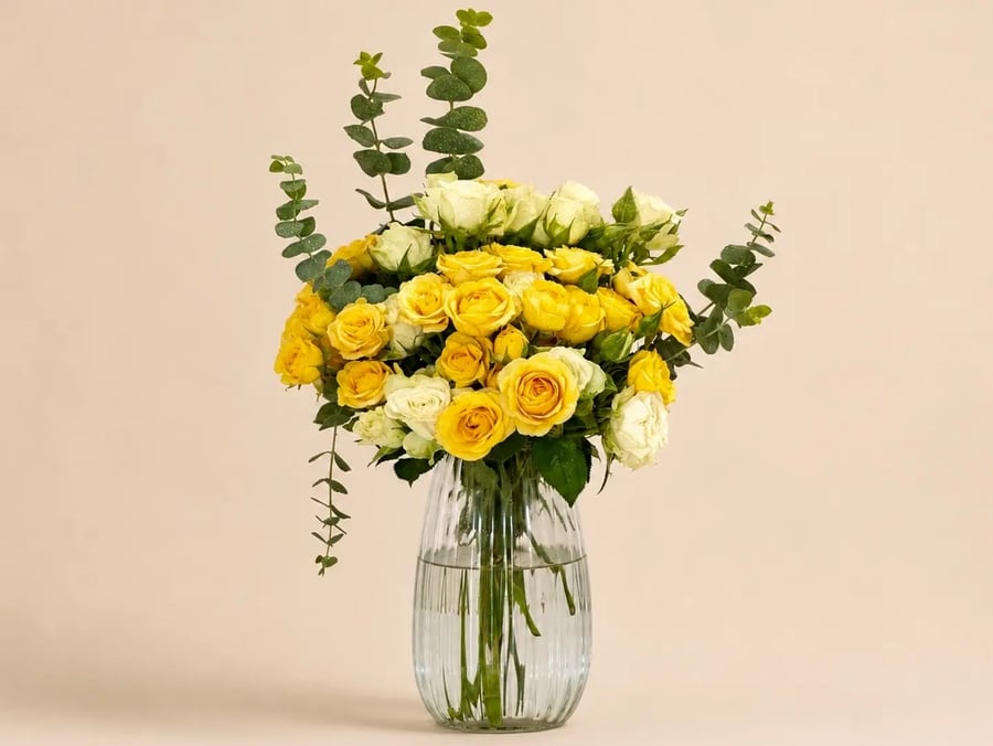 فازة لومي من AWE FLORAL