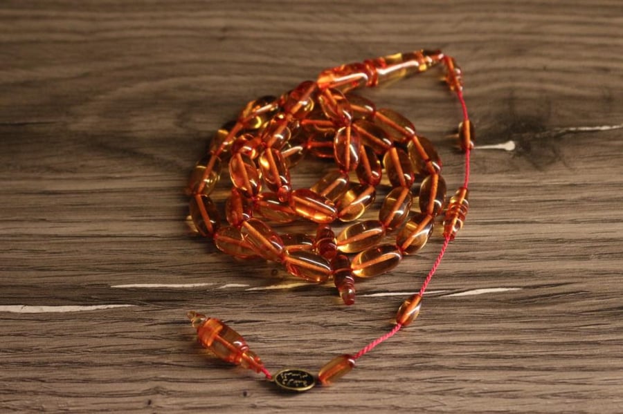 Transparent honey-colored invoice 41 beads