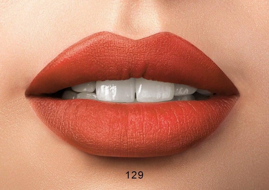 Matte lipstick from Pulver 129