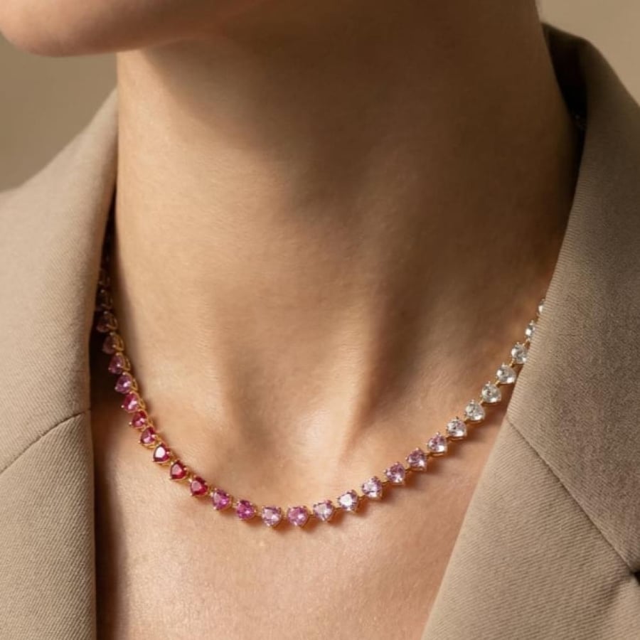 Ombre heart-shaped choker with gold plating