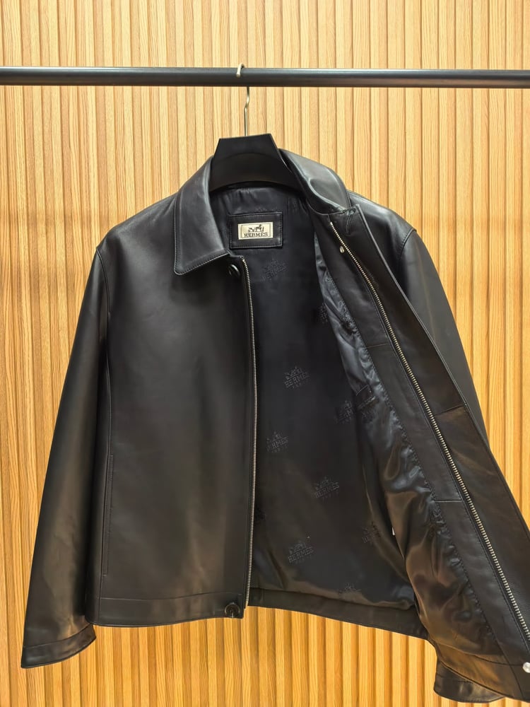 جاكيت هيرميس الجلدي الفاخر (Hermes Leather Jacket)