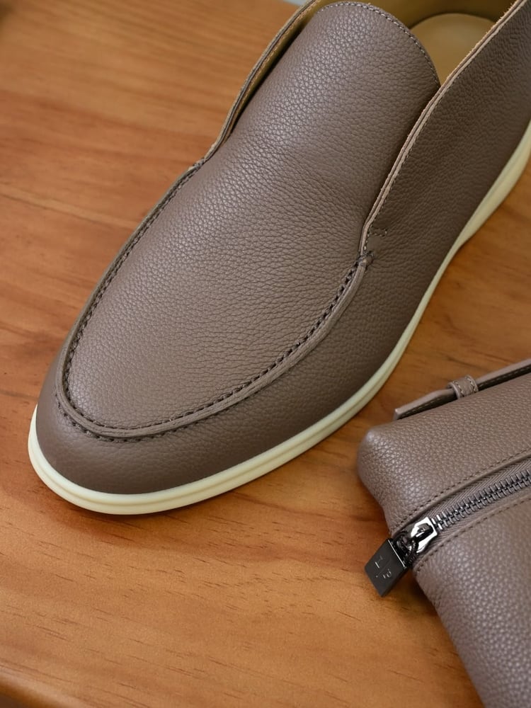 حذاء لورو بيانا الرجالي الفاخر من الجلد الطبيعي ( Loro Piana Open Walk Grained Leather )