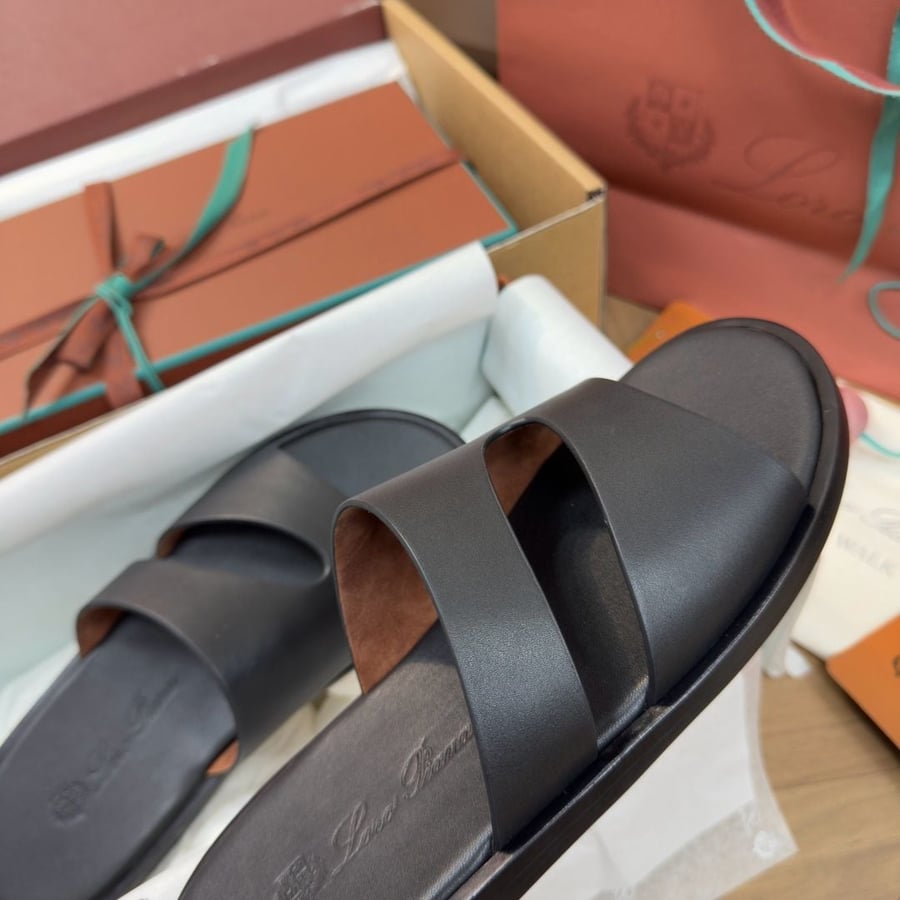 صندل Loro Piana Summer Walk - إصدار الجلد الطبيعي الفاخر