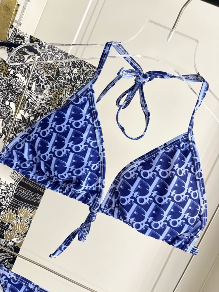 مايوه / بيكيني "ديور" (Dior) الفاخر