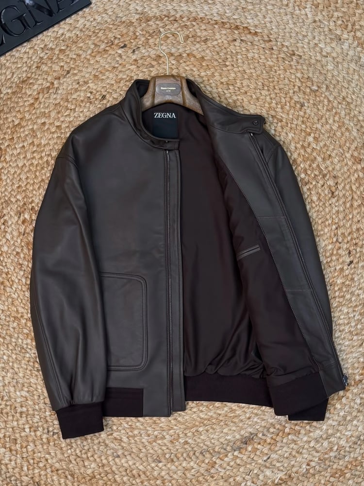 جاكيت إرمينيجيلدو زينيا الجلدي الفاخر (Ermenegildo Zegna Leather Jacket)