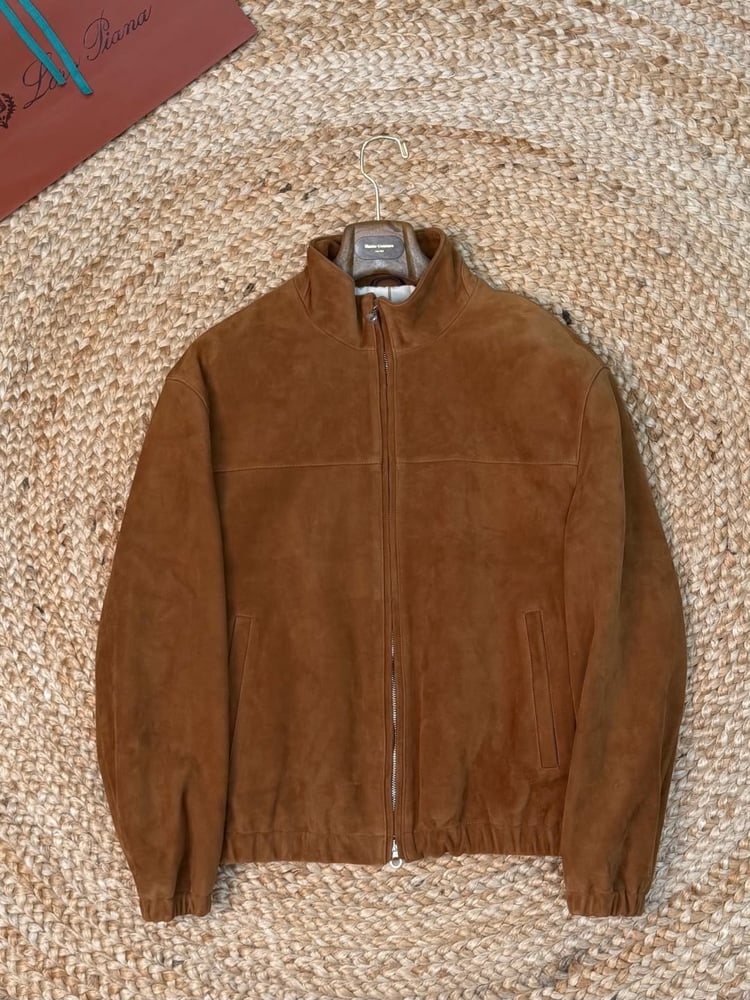 جاكيت لورو بيانا الشمواه الفاخر (Loro Piana Suede Jacket)