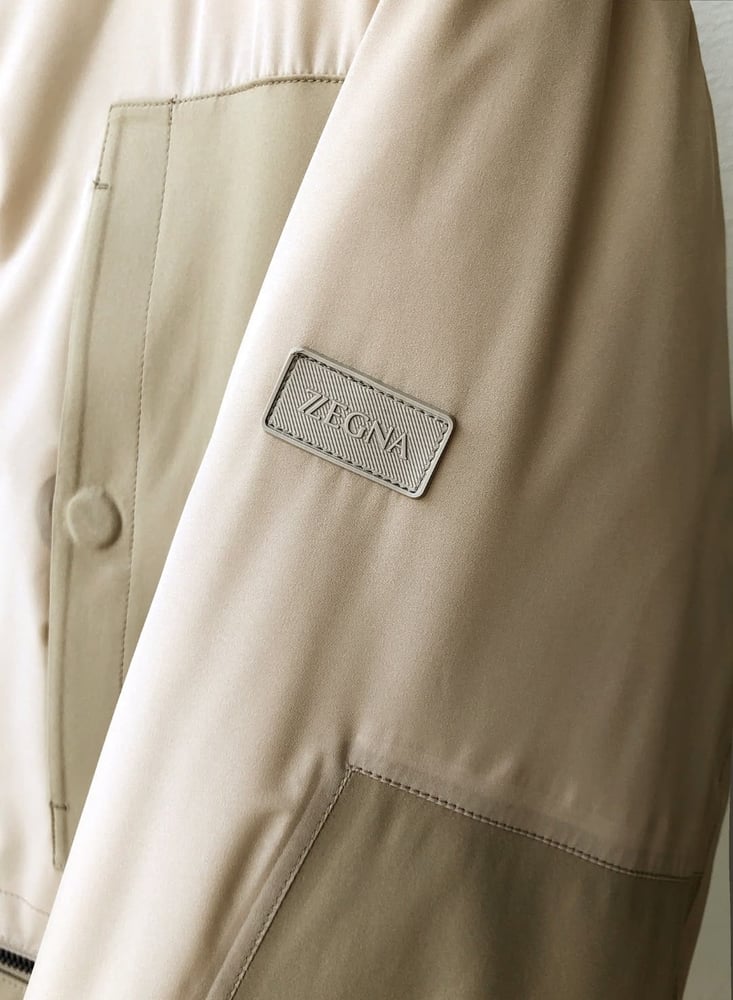 جاكيت زيجنا الرجالي الفاخر المقاوم للعوامل الجوية (Zegna Men's Soft Shell & Tech Weatherproof Jacket)