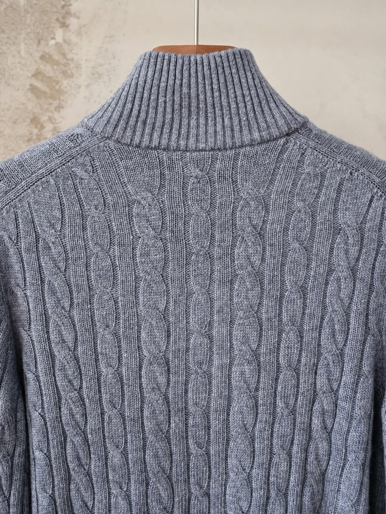 سترة لورو بيانا الرجالية الفاخرة المحبوكة بسحاب (Loro Piana Cable-Knit Zip Cardigan / Sweater)