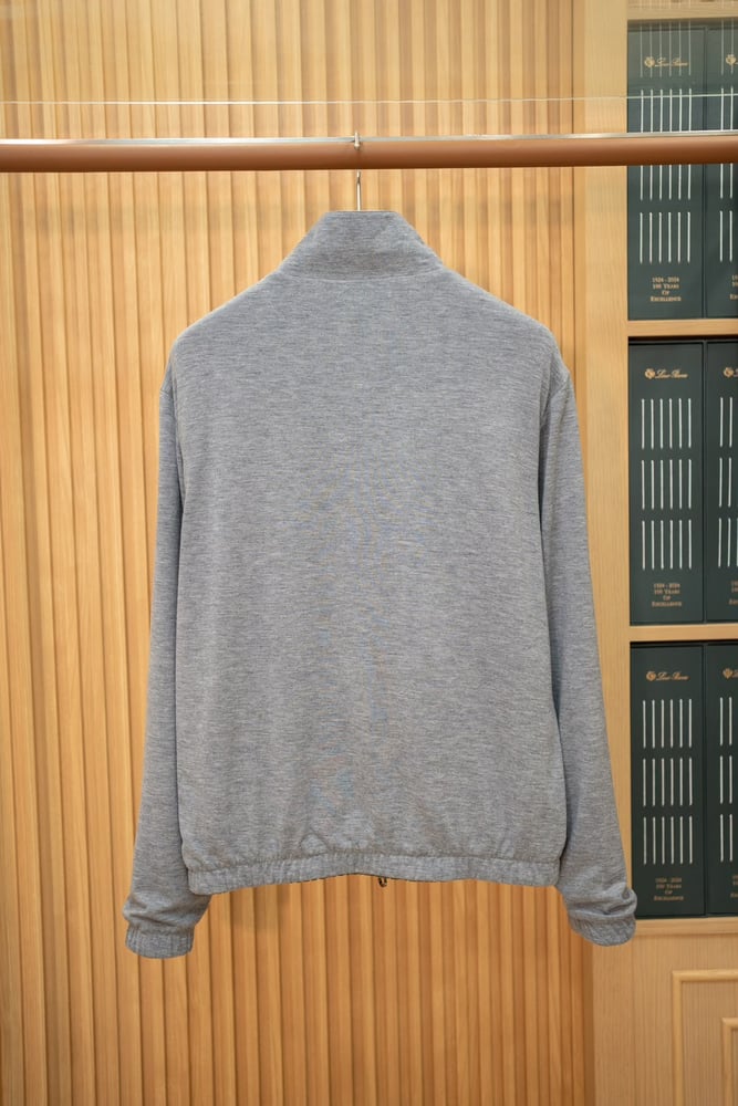 جاكيت بومبر ثنائي الوجه بأكمام طويلة من لورو بيانا | Loro Piana Reversible Bomber