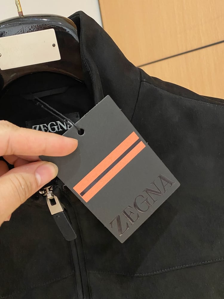 سدن شامواه للرجال من زيجنيا (Zegna Suede Vest)