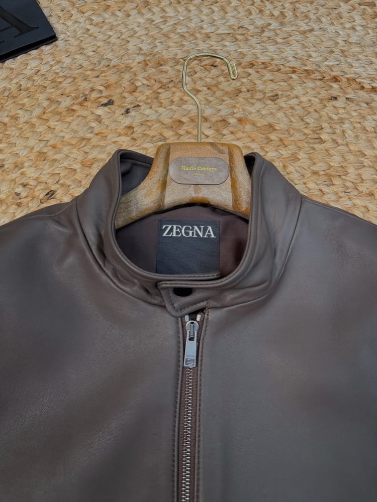 جاكيت إرمينيجيلدو زينيا الجلدي الفاخر (Ermenegildo Zegna Leather Jacket)