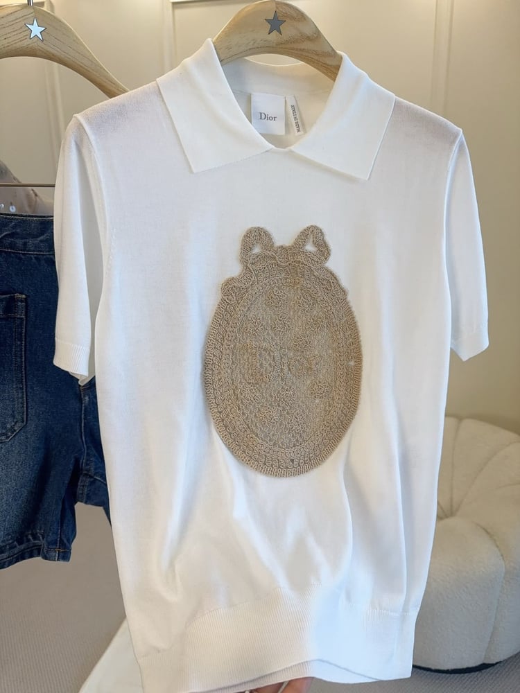 قميص بولو "ديور" بتطريز الدانتيل (Dior Crochet Lace Polo Shirt)