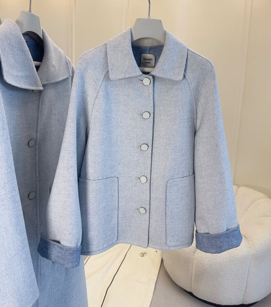 جاكيت هيرميس النسائي القصير الراقي (Hermès Short Wool / Tweed Jacket)