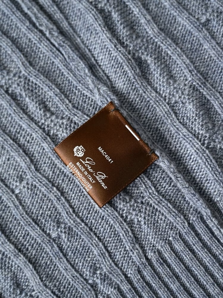 سترة لورو بيانا الرجالية الفاخرة المحبوكة بسحاب (Loro Piana Cable-Knit Zip Cardigan / Sweater)