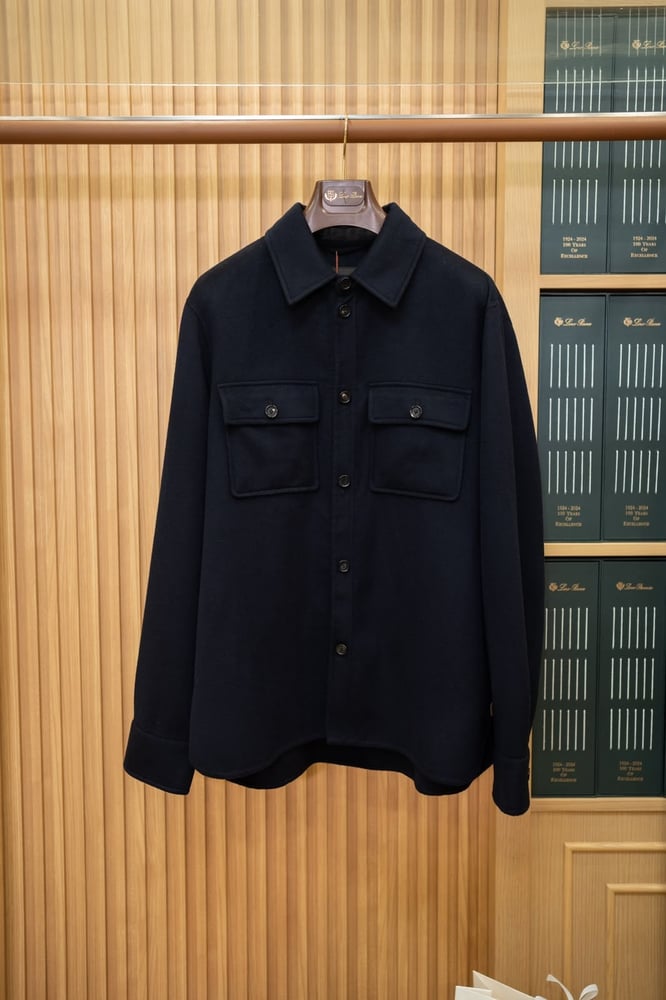 جاكيت صوف فاخر بجيوب على الصدر من لورو بيانا (Loro Piana Men's Wool Overshirt / Jacket)