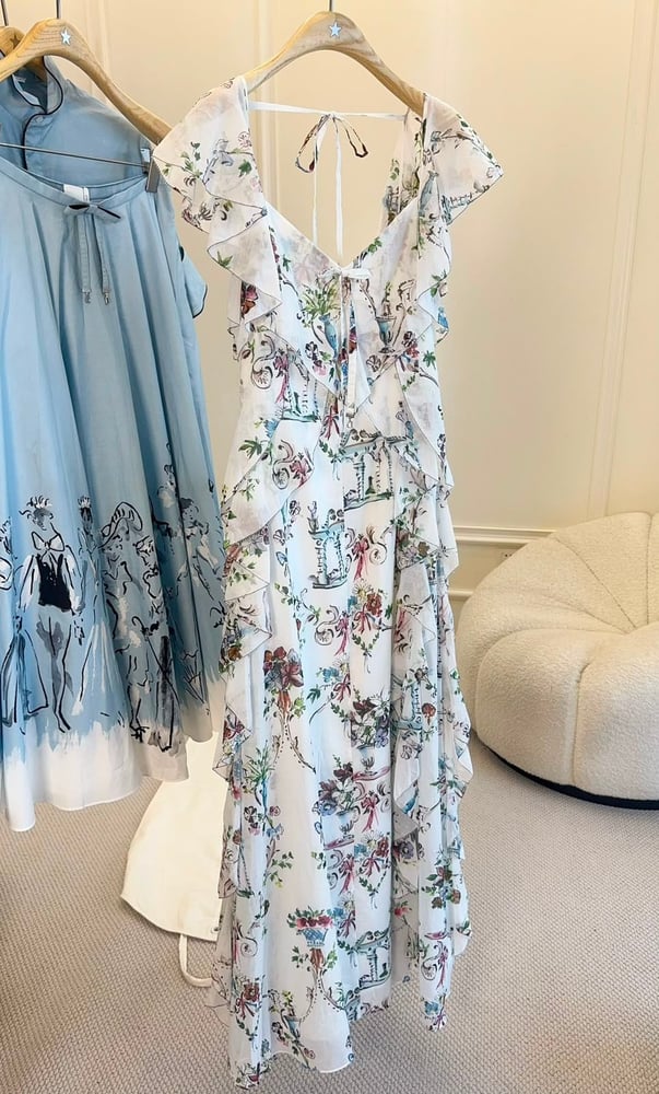 فستان ديور الفني المطبوع (Dior Artistic Print Maxi Dress)