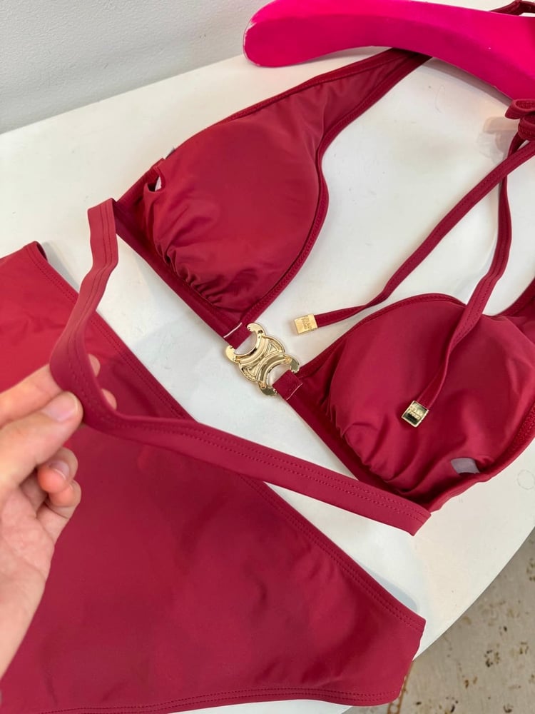 مايوه بيكيني نسائي فاخر مزين بالحلي الذهبية من سيلين (Celine Gold-Hardware Luxury Bikini)