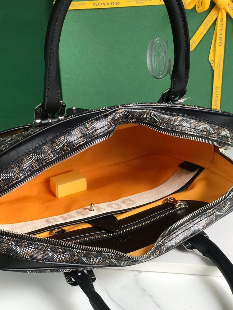 حقيبة عمل "غويارد" (Goyard) رسمية ٤٥ سم